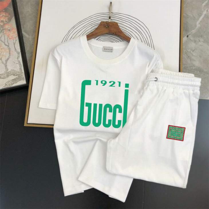 Picture of Gucci Shirt Pant Suits _SKUGucciM-5XL12yn9822082